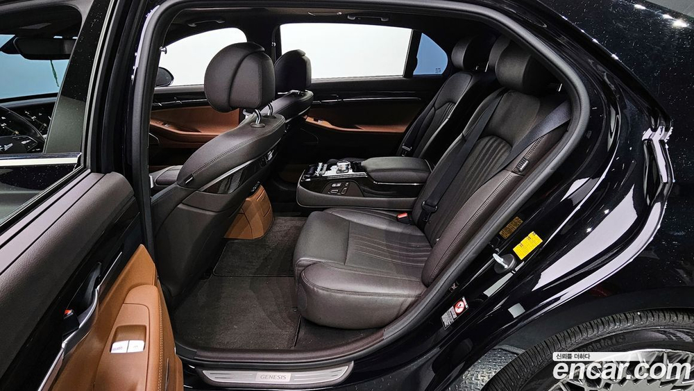Genesis G90 3.8 AWD (10.2019)