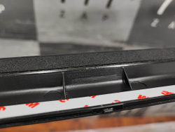 Накладка заднего стекла Genesis G80 1 14-20 Новая Оригинал 87136В1000