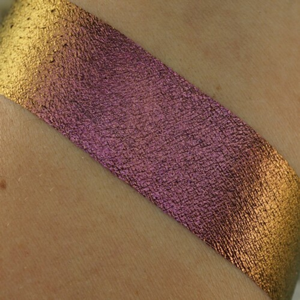 Sydney Grace Multi-chrome Cream Shadow Flamethrower