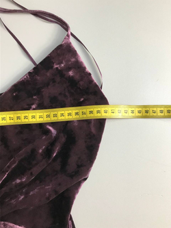 Платье Zara бархатное, маркировка S, визуально 44 размер