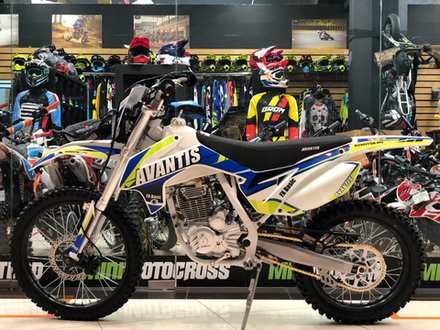 Мотоцикл Avantis FX 250 Basic 21/18 (ZS172FMM, возд.охл.) 2020 (Белый)