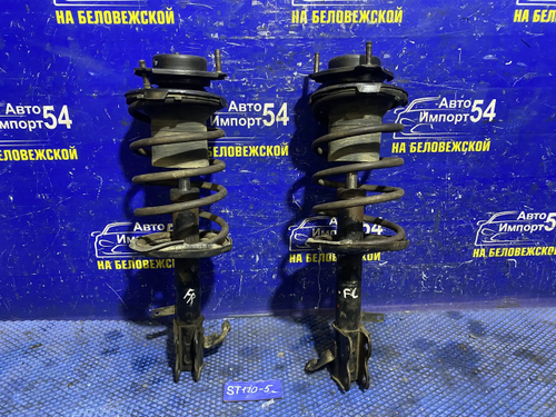 Стойка передняя левая TOYOTA CARINA 1991