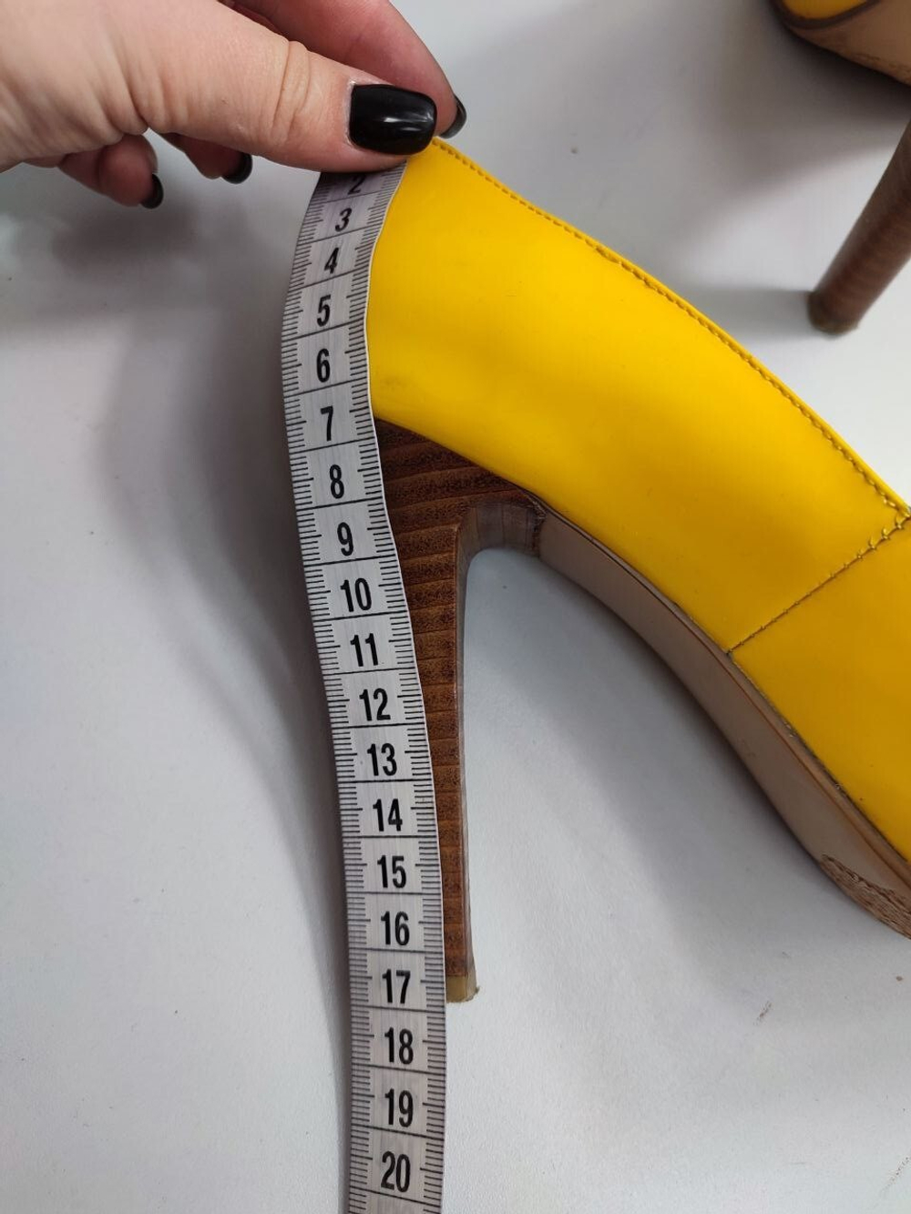 Туфли Sprinksolo яркого цвета 37 размер