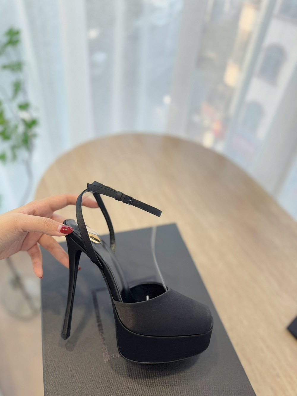 Saint Laurent Sandals