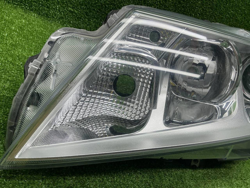 Фара левая Suzuki Vitara 2 (2014-2019) галоген