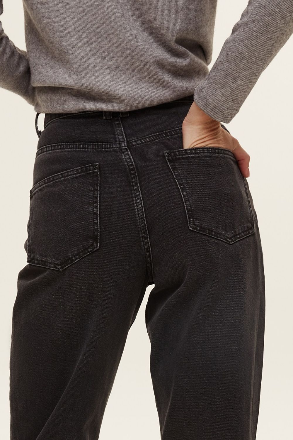 Джинсы прямые серые