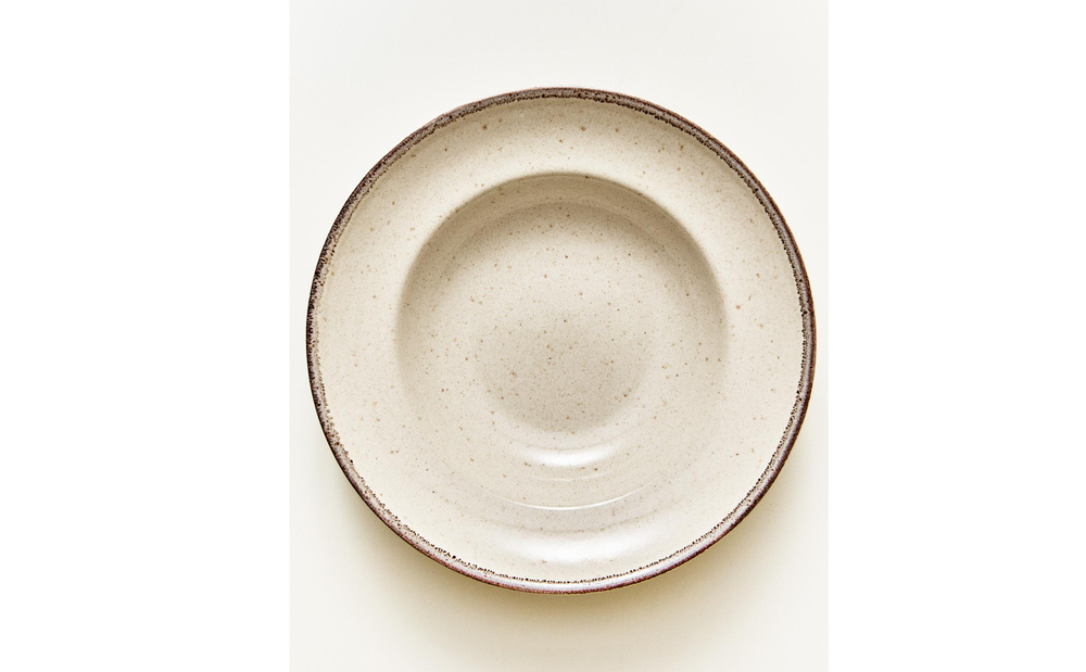 Zara Home тарелка из каменной керамики, цвет бежевый, 25.5 см