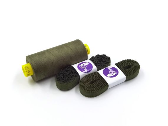 Нитки Guetermann MARA 150/1000 м, хаки