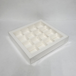 Коробка на 16 конфет ПРЕМИУМ Белая 20*20*3 см