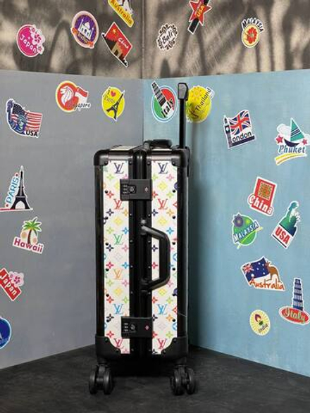 Чемодан Louis Vuitton