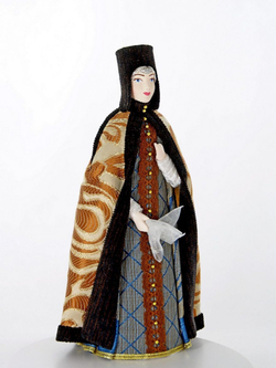 Кукла коллекционная фарфоровая в ездовом костюме царицы.