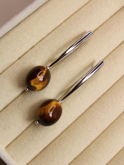 alt=Серьги бижутерия с натуральными камнями Викторинэль