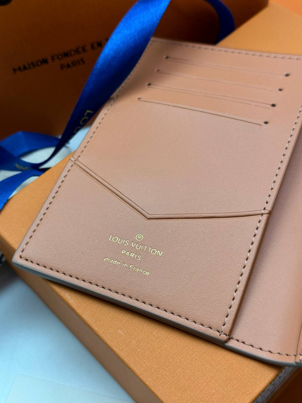 Обложка на паспорт Louis Vuitton