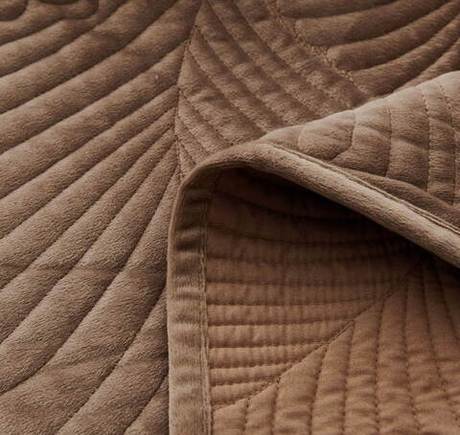 Покрывало 160х220 и наволочка 50х70 Sofi De MarkO Ноэль коричневое