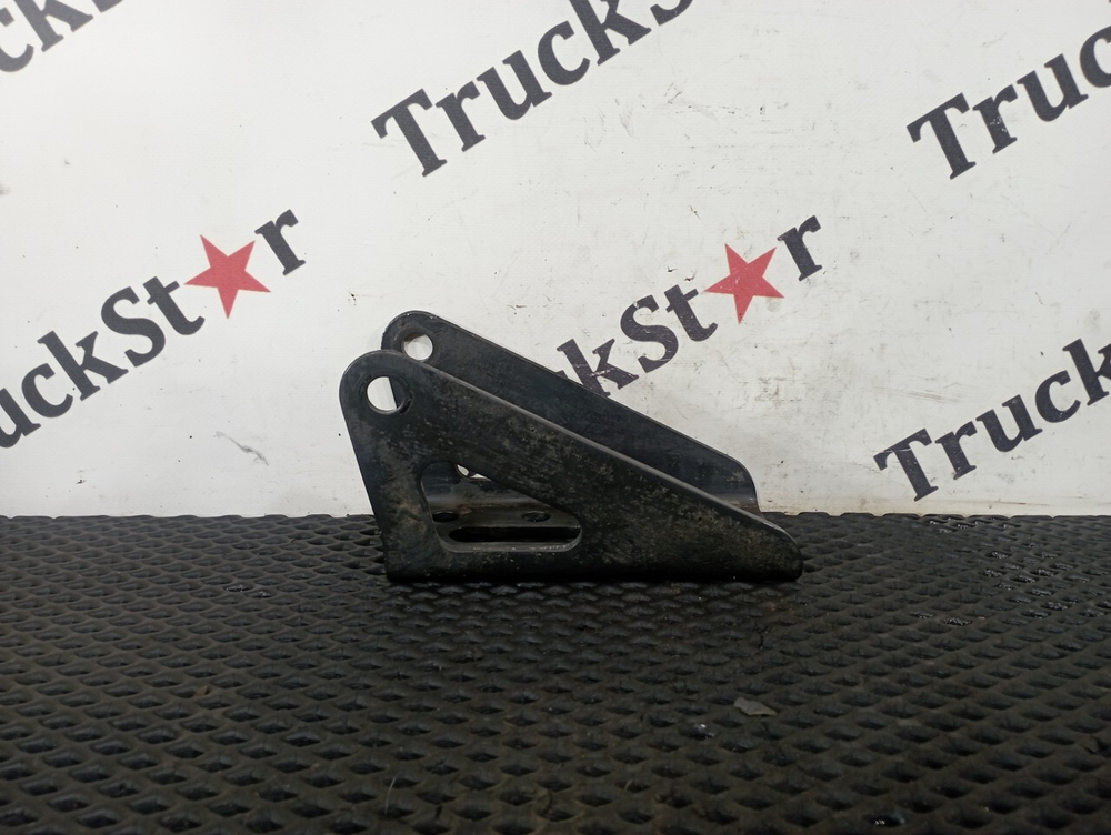 Кронштейн амортизатора заднего 2020г.