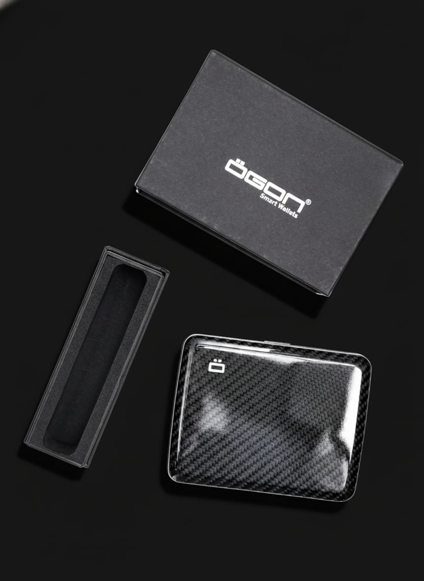 Картхолдер - кошелёк из натурального карбона