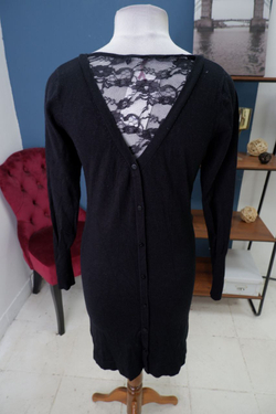 Платье с кружевом на спине 46 размер