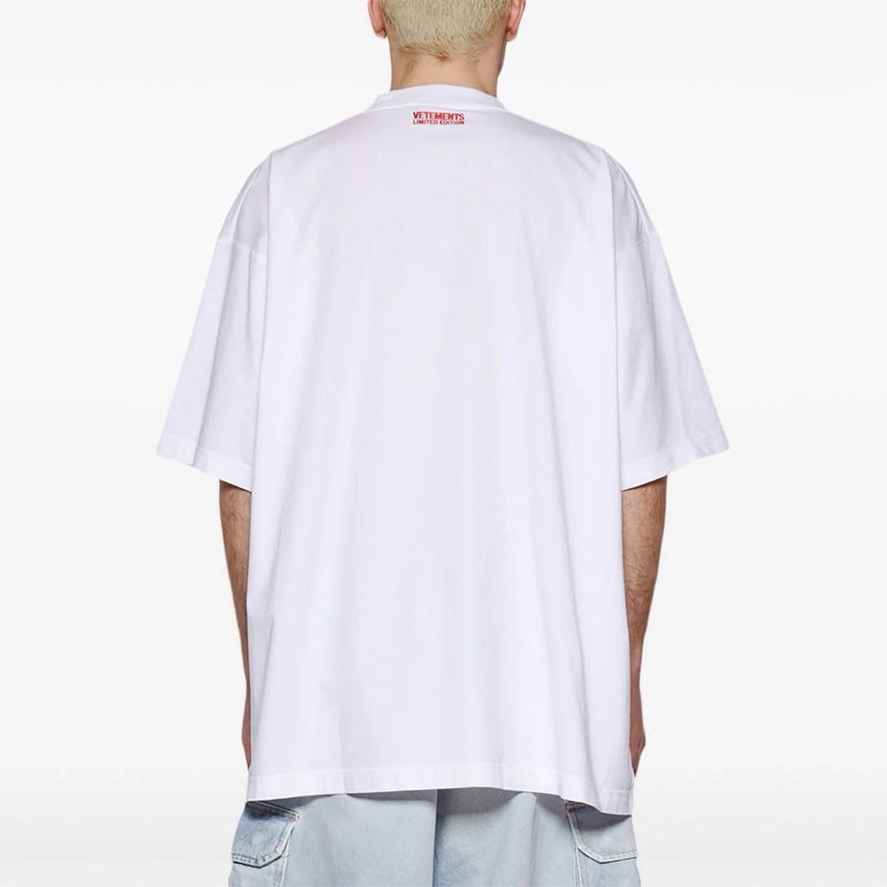 Футболка Vetements