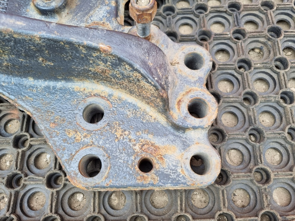 Кронштейн полурессоры задний