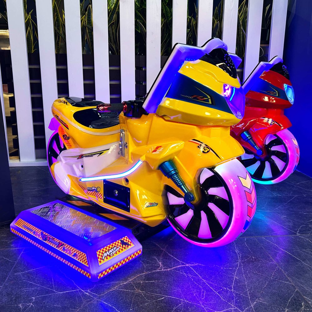 Детский игровой автомат «Безумные мотогонки»