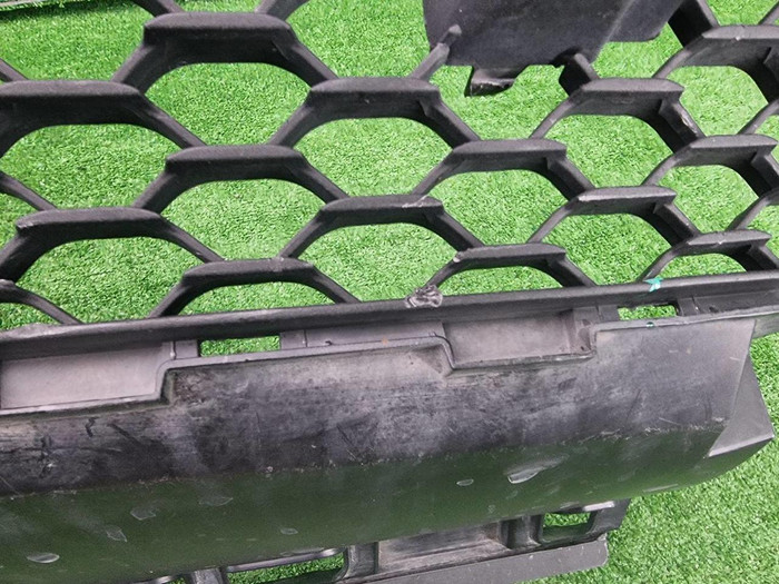 Решетка перед. бампера Mercedes GLE V167 18-24 AMG