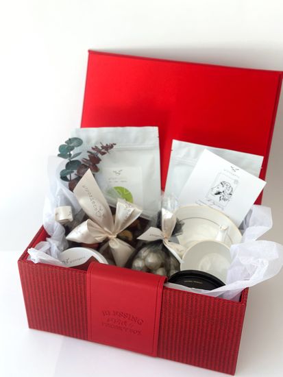 Подарочный набор "С любовью к вам" в красной шкатулке большой