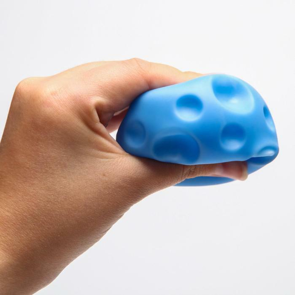 6940979 Подарочный набор развивающих тактильных мячиков «Новогодний Тигренок» с помпошкой, 2 шт.