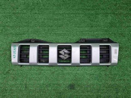 Решетка радиатора Suzuki Jimny 3 (2012-2019)