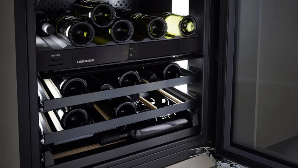 Встраиваемый винный шкаф Liebherr UWpri 3782