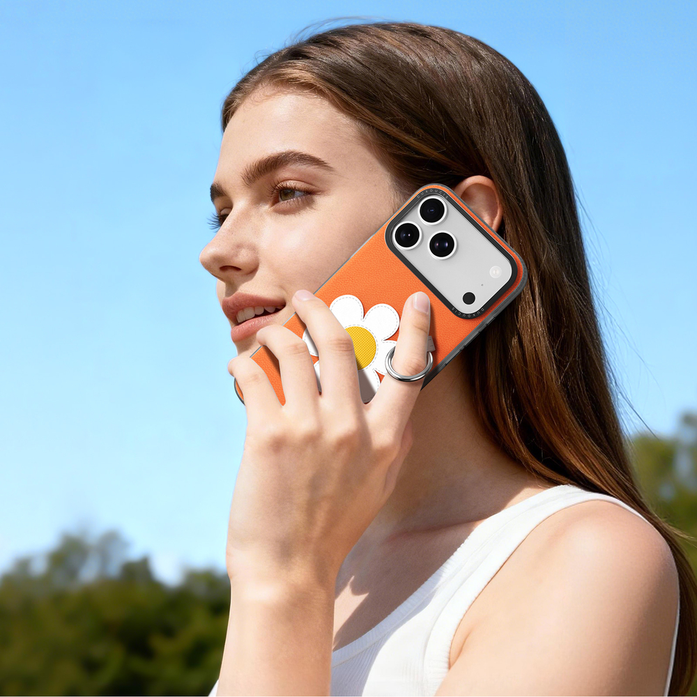 Чехол оранжевого цвета (Daisy Edition) для смартфона iPhone 17 Pro, серия Luvy Series (со съемным ремешком) от Dux Ducis