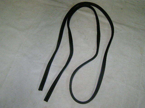 Уплотнитель багажника /21213, 2104/ (440см) (АО БРТ)