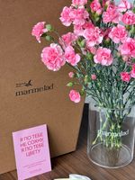 ЦВЕТОЧНЫЙ БОКС с кустовыми диантусами в розовом оттенке 15 шт