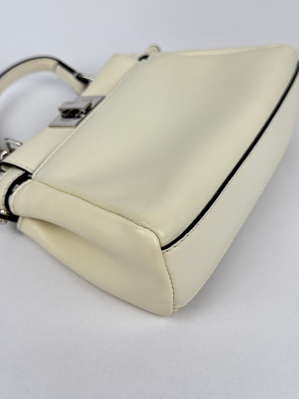 Сумка Fendi mini Peekaboo