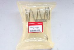 23233-KTW-900. SPRING, DRIVEN FACE.