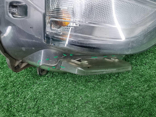 Фара правая Hyundai Santa Fe 4 TM (18-21) LED