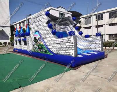 Надувная полоса препятствий "Дворцовое средневековье" размер 12х4х3,8