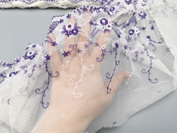 Вышивка на сетке, ПРАВАЯ, 18 см, шампань/фиолетовый,(Арт: VS-1023), м