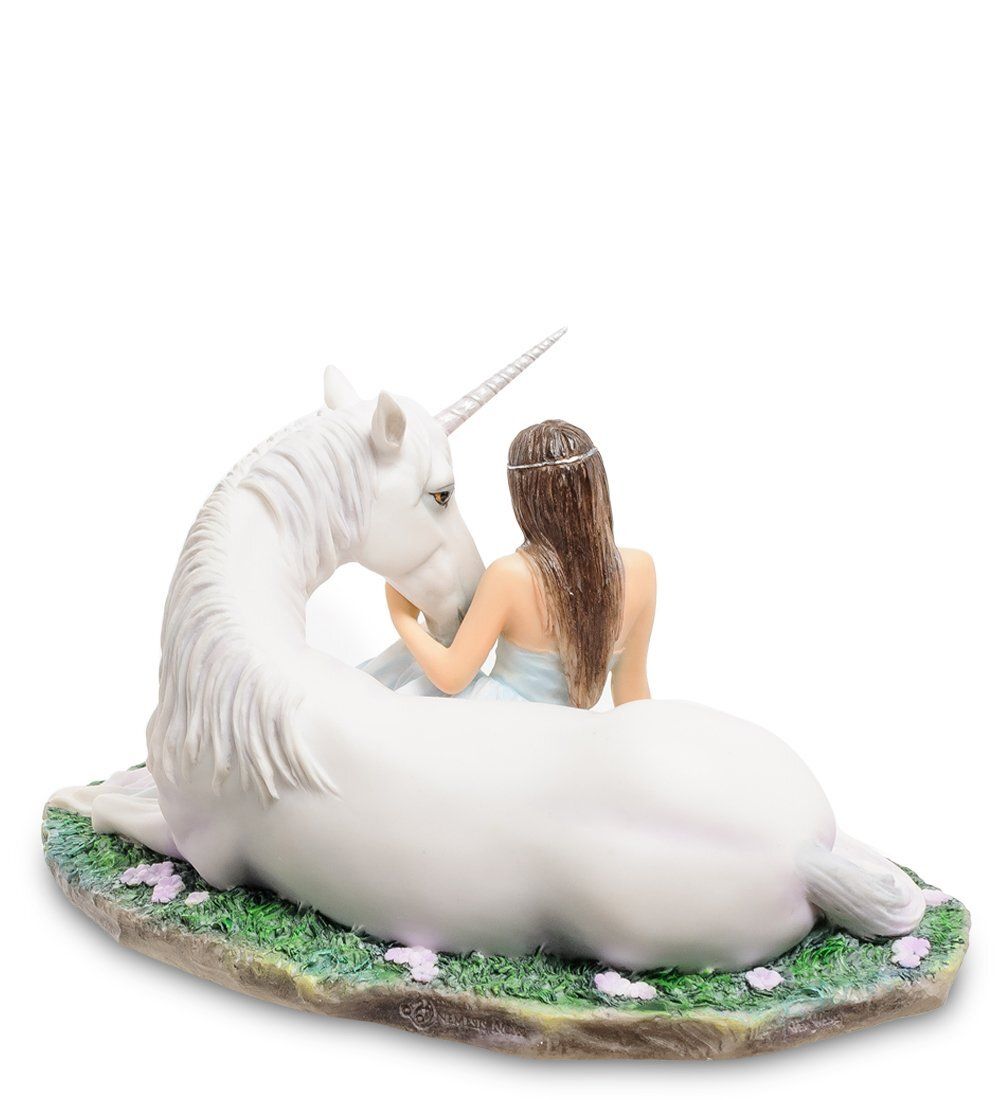 Veronese WS-265 Статуэтка Девушка и Единорог «Чистое сердце»