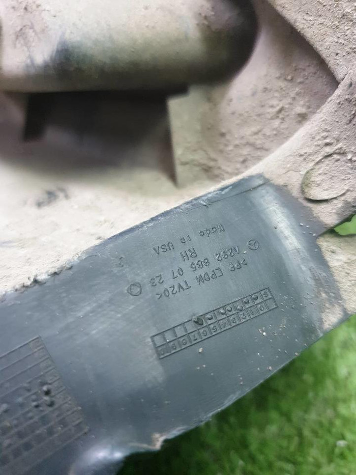 Насадка глушителя правая Mercedes GLE c292 (2015-2019)