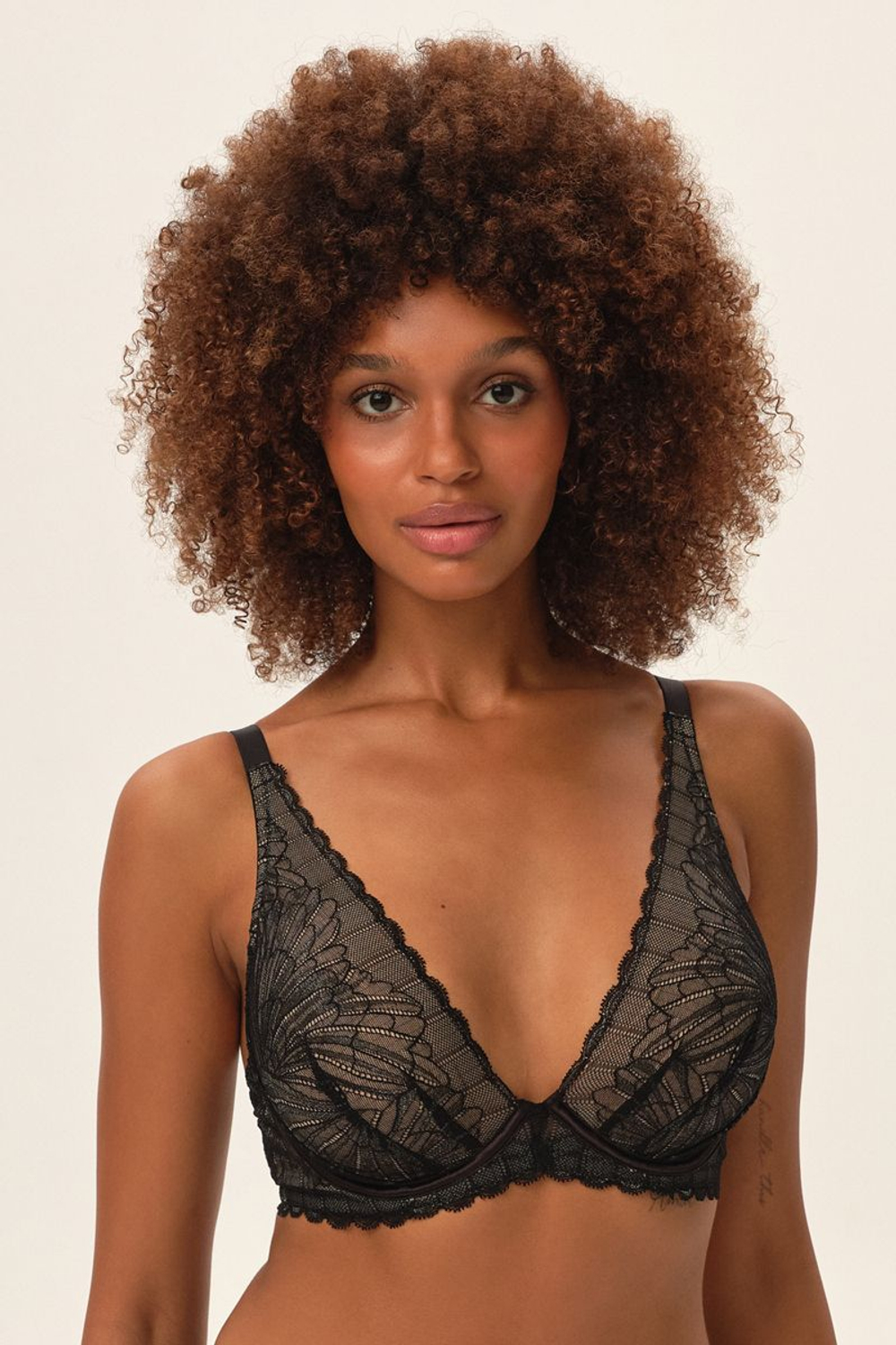 41731 OPRAH/61X Бюст ESOTIQ