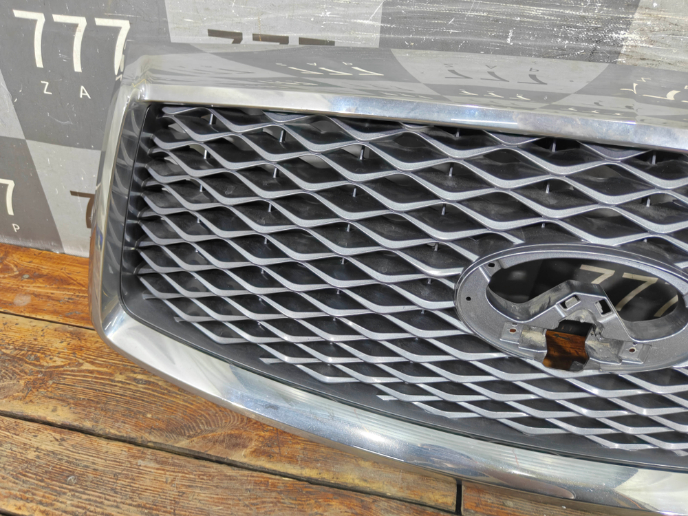 Решетка радиатора Infiniti QX56 2 / QX80 1 (Z62) 17-21 Б/У Оригинал 623106GW0A