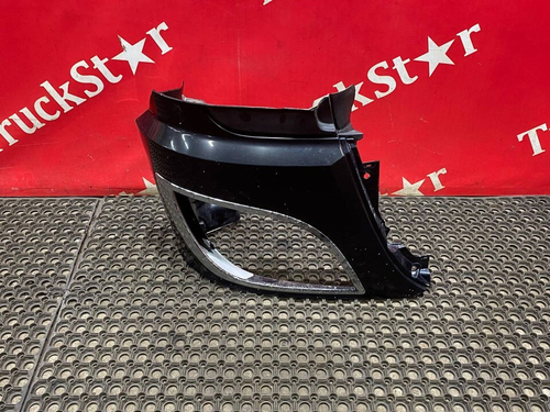 Облицовка фары правой 2019г.