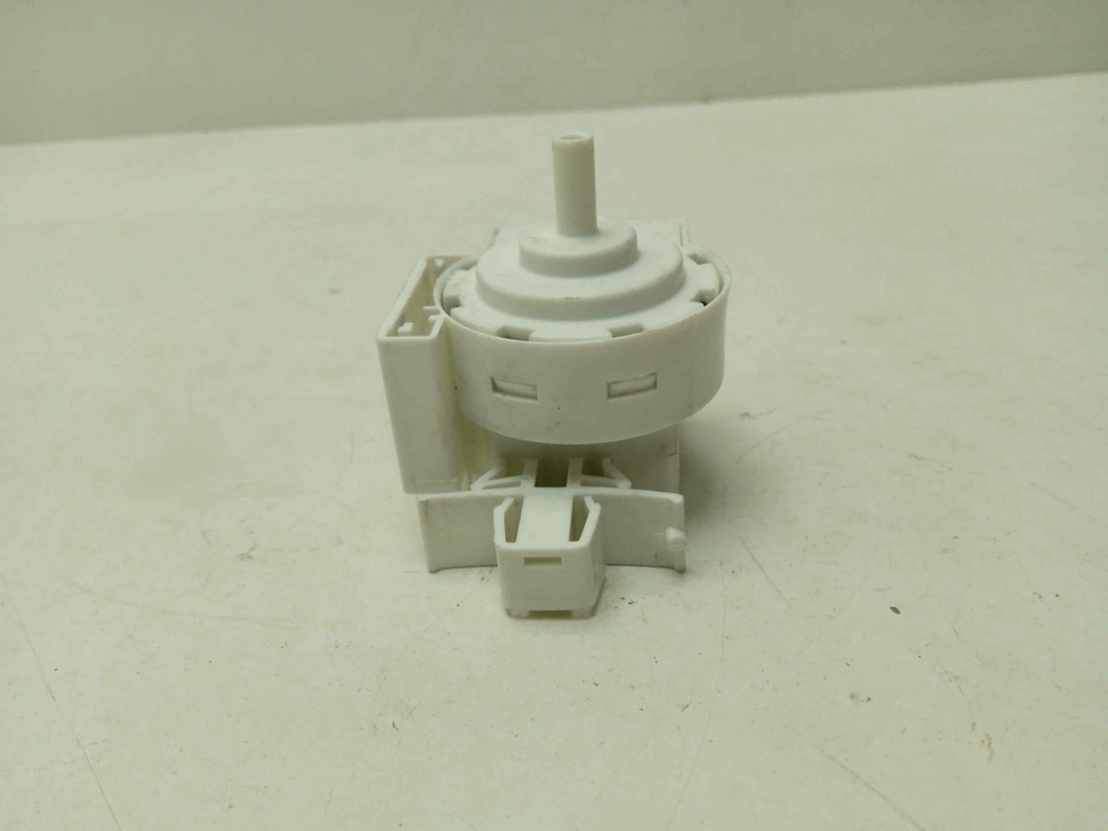 MWT60101 кт180 Датчик уровня воды для стиральной машины Midea MWT60101 б/у
