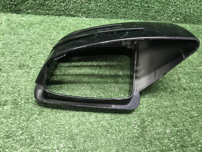 Крышка зеркала правая Mercedes M GLE W166 (11-18)