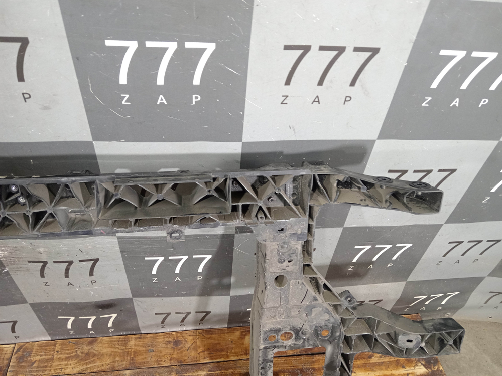 Панель передняя (телевизор) Hyundai Santa Fe 4 (TM) 20-24 Б/У Оригинал 64101S1500