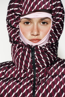 ZARA ВОДОНЕПРОНИЦАЕМАЯ КУРТКА SKI, БУРГУНДИ