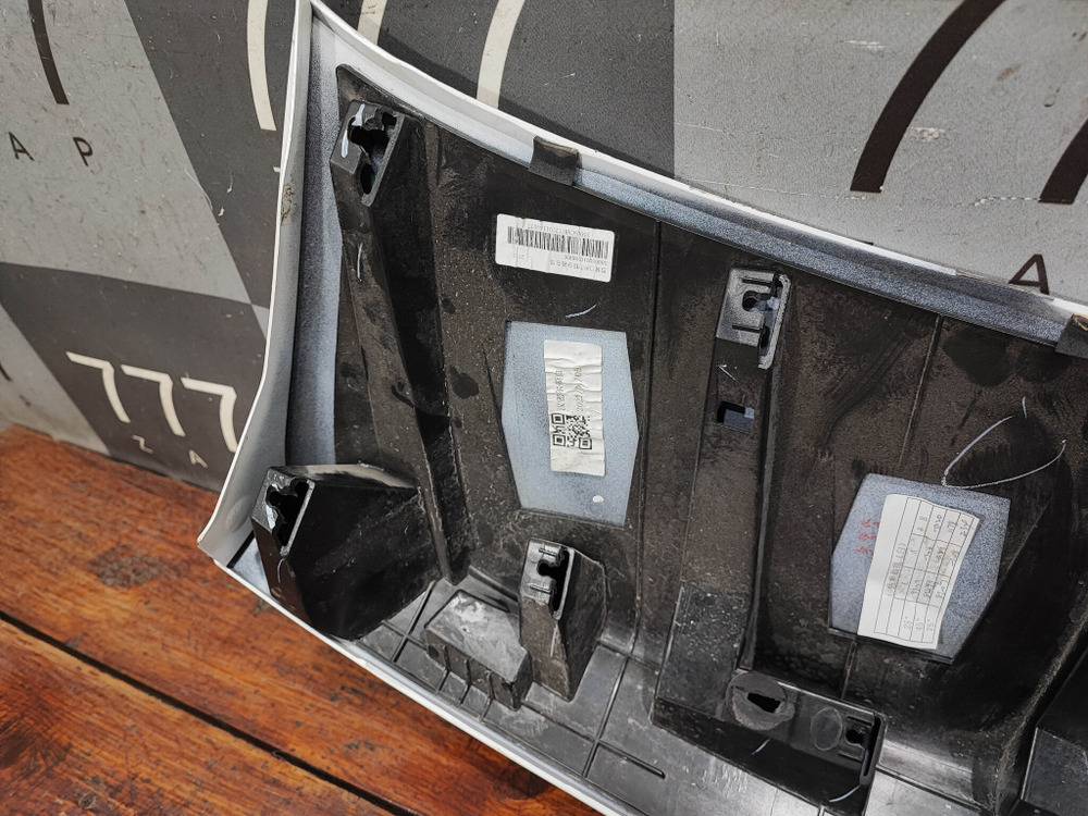 Накладка крышки багажника Haval F7x 1 19-24 Б/У Оригинал 5506100XKQ02A