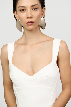 Платье мини с чашечками