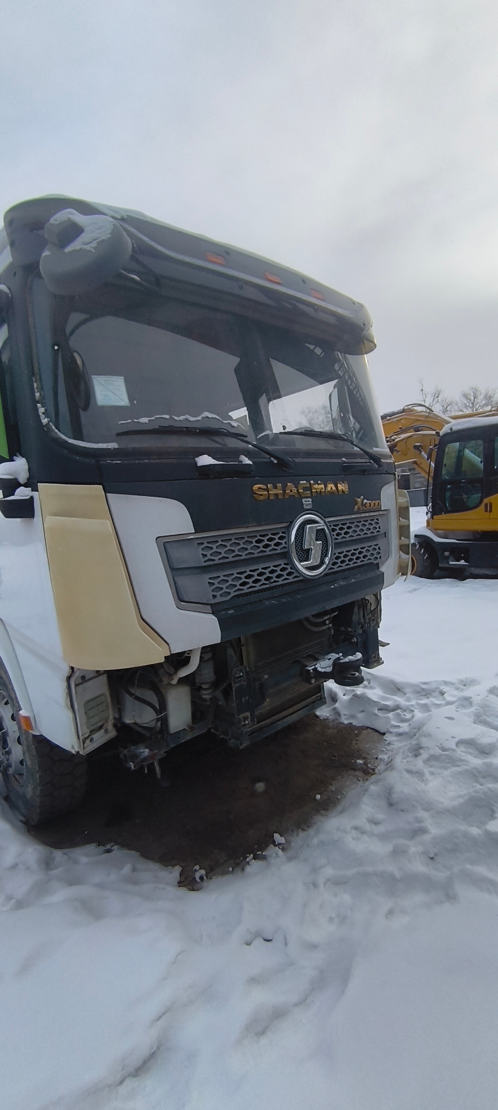 Shacman (Shaanxi) SX* 8x4 Самосвал SX331863366 (Дизельный, 12,5 л, 544 л.с., МТ)
