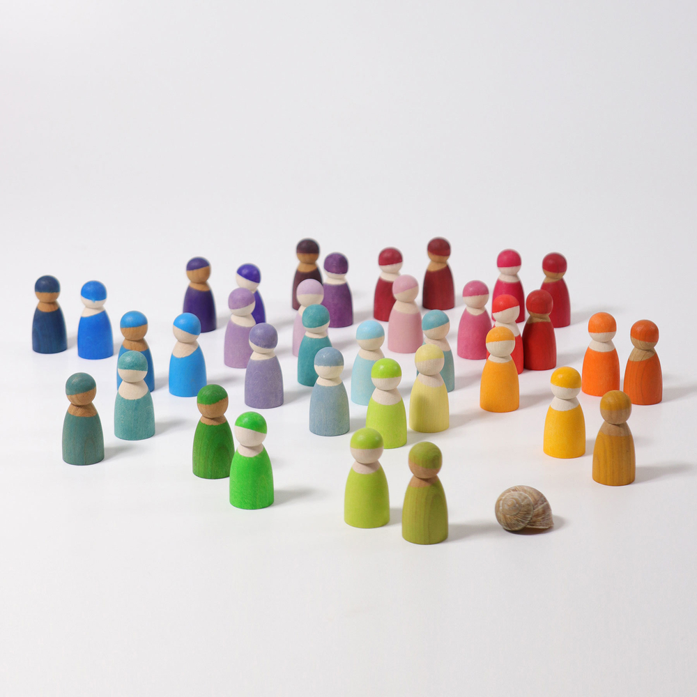 Деревянный игровой набор "12 друзей радужный"